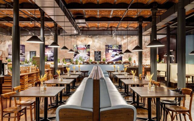 Vienna House by Wyndham Andel's Lodz