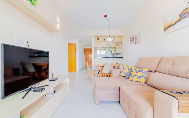 GB67 Ótimo Apartamento 2 Suítes - Guarajuba