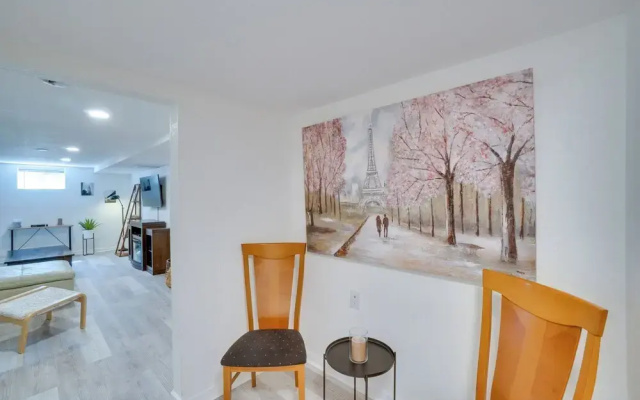Sleek & Central Centennial Apartment w/ Fireplace!