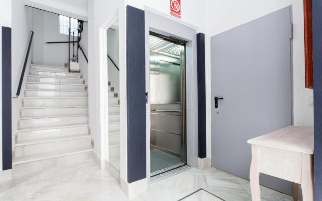 Hostly Acetres 1B-2B Center-Fibre-Conmunal terrace-Parking Optional