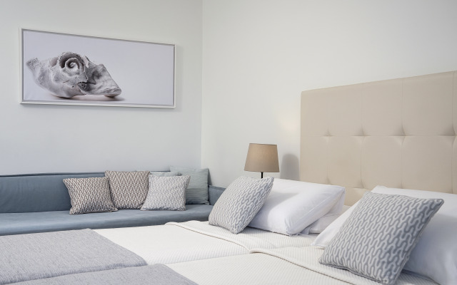 Maritimo Beach Hotel