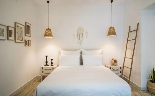 Pinacota Suites Athens