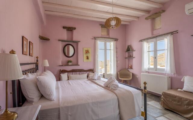 Maison Simone with private heated infinity pool & spectacular sea view
