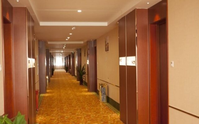 GreenTree Inn Jiansu Nantong Tongzhouwan Huanghe Road Business Hotel