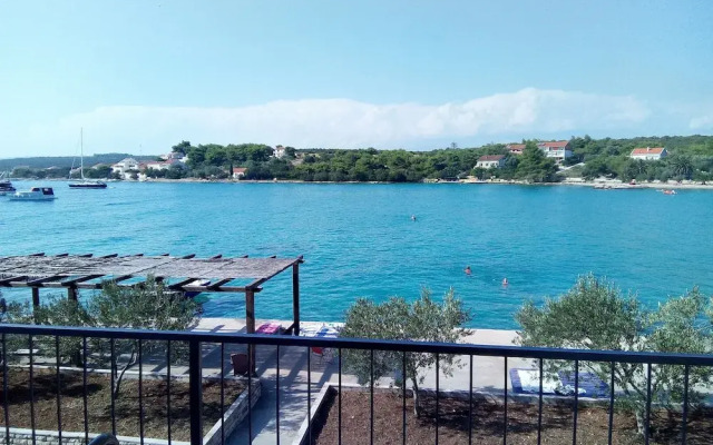 Sea Turtle Apartments