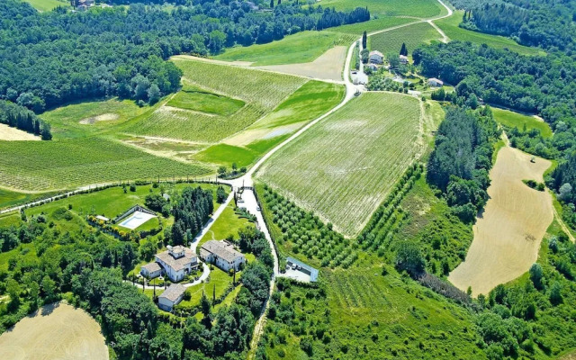 Apartment in Tuscany With Pool & Golf