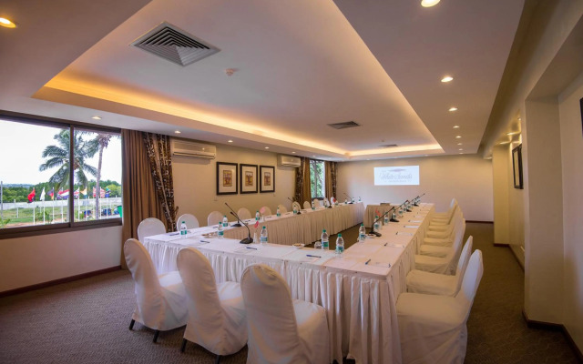 White Sands Resort & Conference Centre