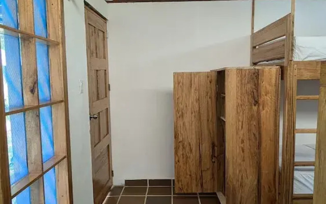 Pacific Waves Hostel & Surf