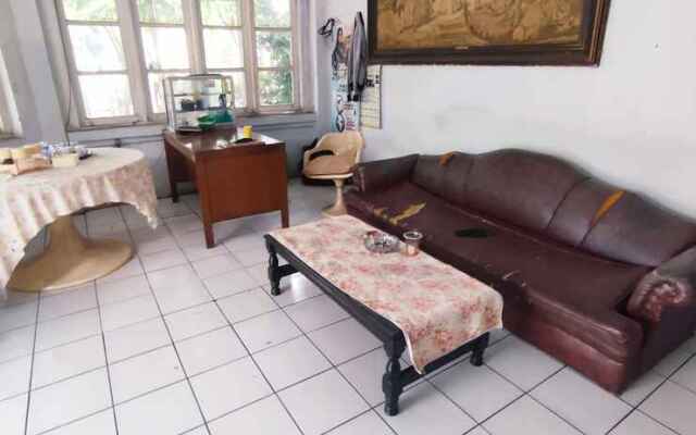 OYO 90865 Hotel Kusuma Purwakarta