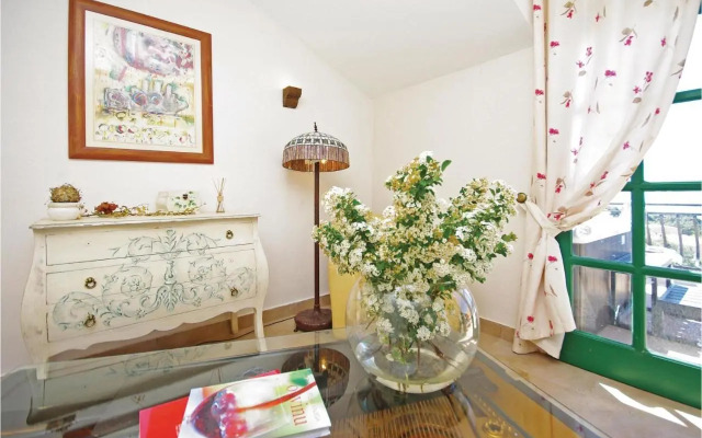 Holiday home Gornji Tucepi-Srida sela bb II