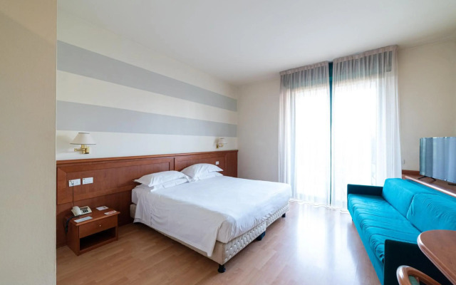 Phi Hotel Emilia
