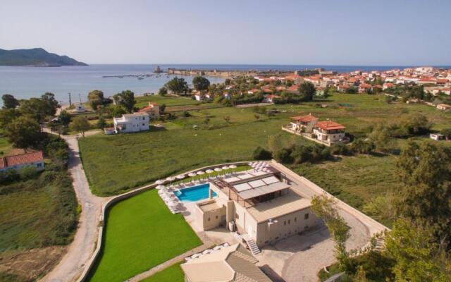 Niriides Luxury Villas