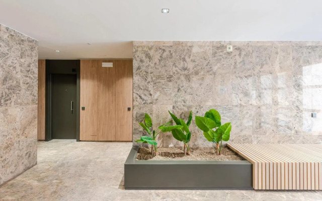 Premium Accomodation in La Rosaleda - Madrid