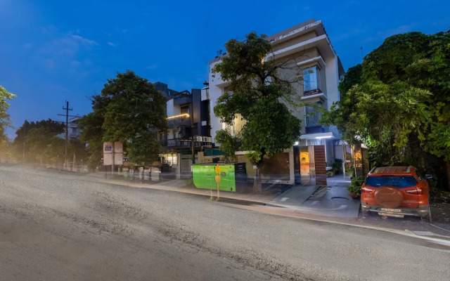 Hotel Admire Inn Sector-50 by ASPL