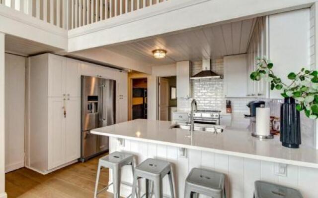 1896 S Fletcher Home