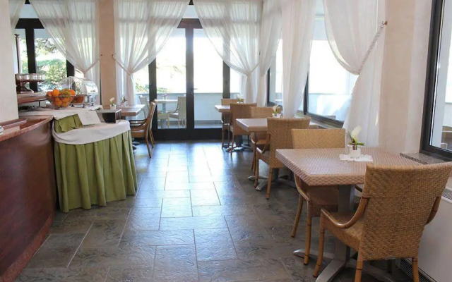 Hotel Chalet del Lago