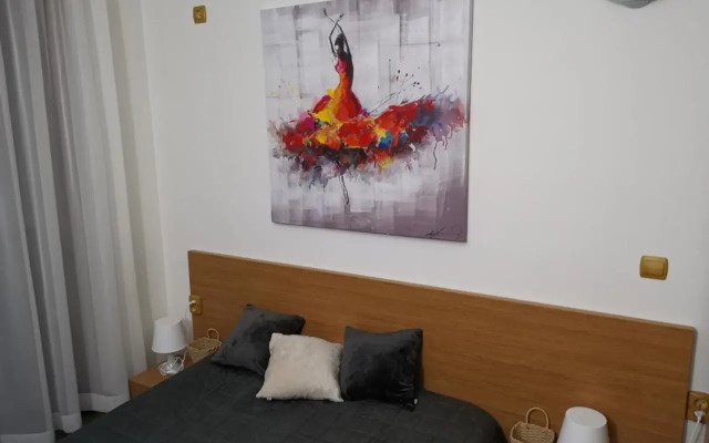 Paradise Bay D8 Apartment