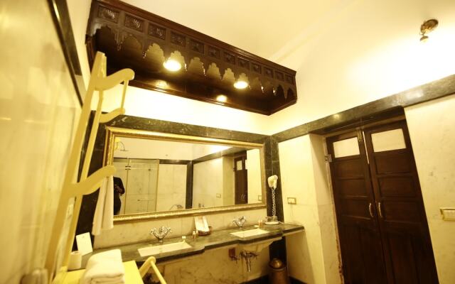 Hotel Narayan Niwas Palace