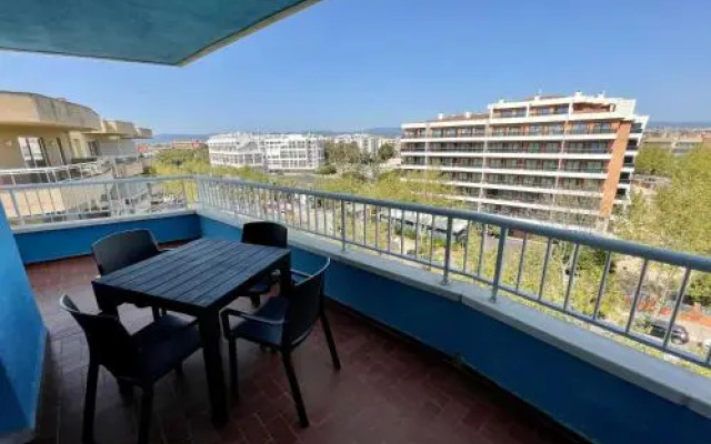 California 1 y 2 by Hoteles California