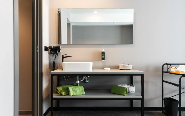 Nest Style Valencia Hotel