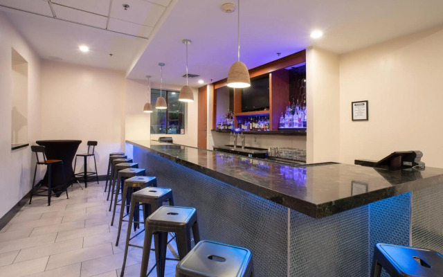 Holiday Inn & Suites Goodyear - West Phoenix Area by IHG