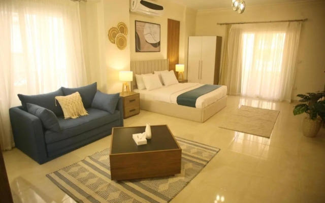 Settle Inn South 90 Apartments