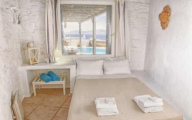 Mykonos Hippy Luxury