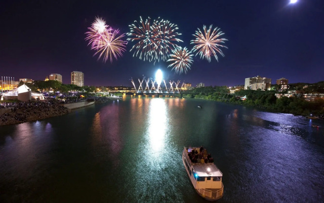 Holiday Inn Express & Suites Saskatoon by IHG