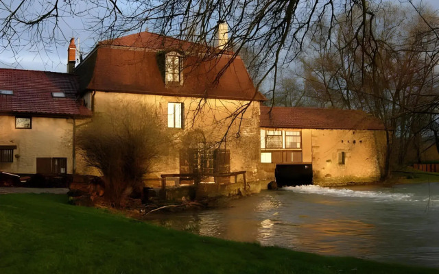 Logis Hôtel Le Chantoiseau