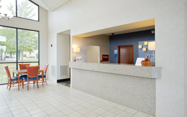 Holiday Inn Express Winchester South-Stephens City by IHG