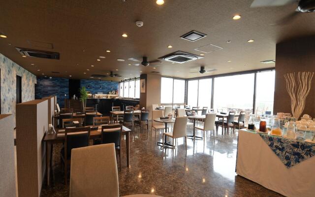 Rycom Crystal Hotel