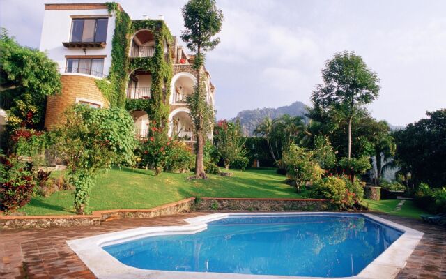 Posada del Tepozteco - Hotel & Gallery