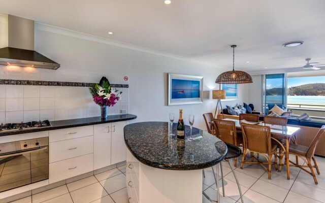 Lagoon 202 on Hamilton Island