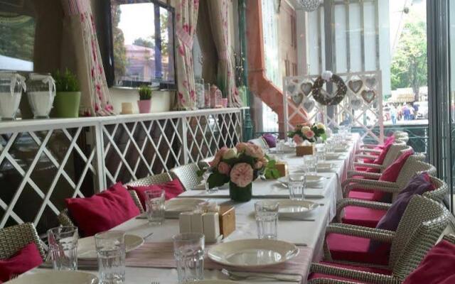 Frapolli Hotel
