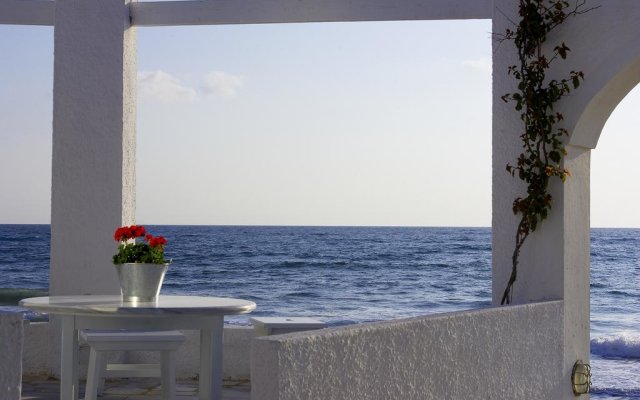 Thalassa Seaside Resort & Suites
