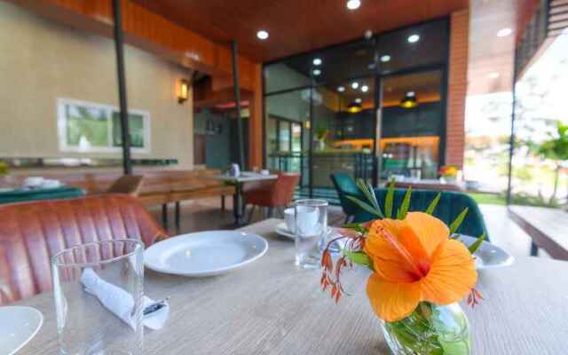 Avarin Resort