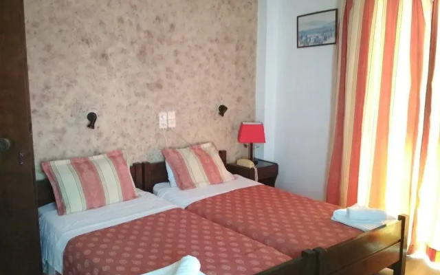 Hotel Elvira