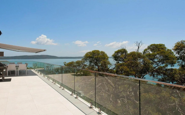 The Family Entertainer - with sweeping water views