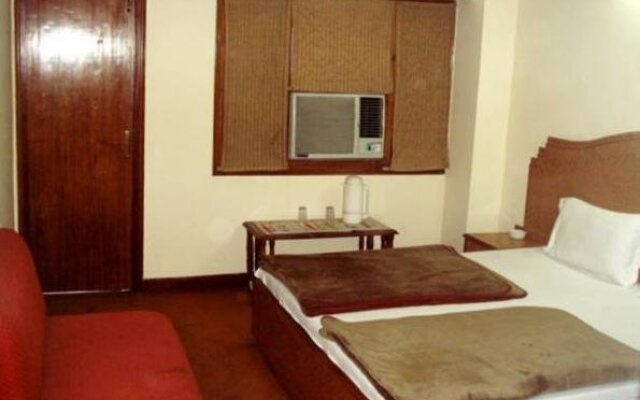 Hotel Avtar At New Delhi Railway Station