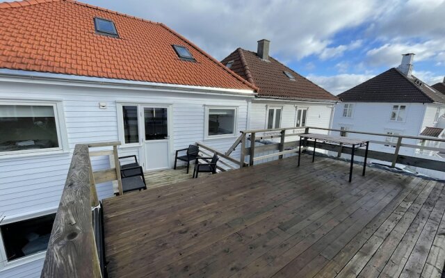 "bnb Stavanger Ap 9 @bertis \"rooftop Terrace \""