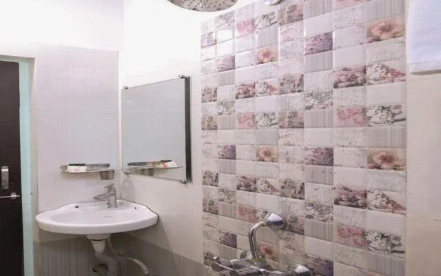 Hotel Siddhant By OYO Rooms