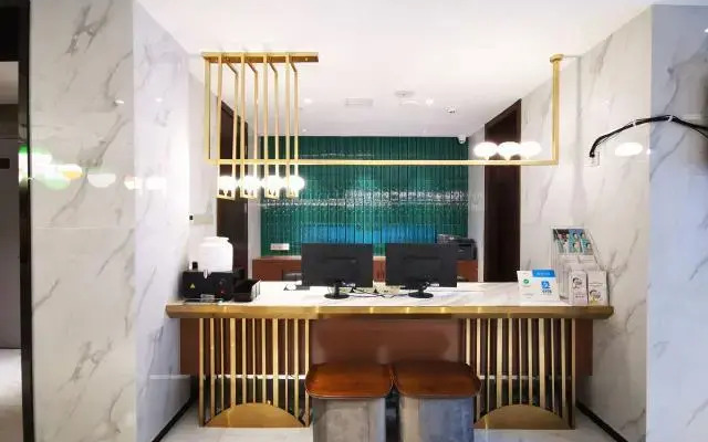 Magnotel Hotel Guiyang Fountain Commercial Center Metro Station