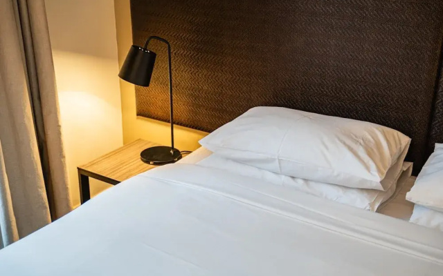 Chic 1-bed in East Melbourne With Gym & Pool