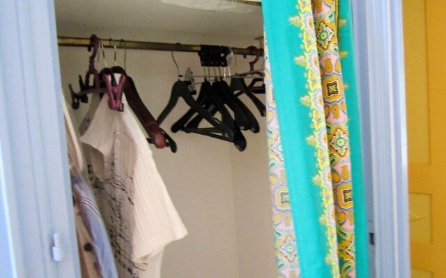 Studio in Sainte-anne, With Enclosed Garden and Wifi