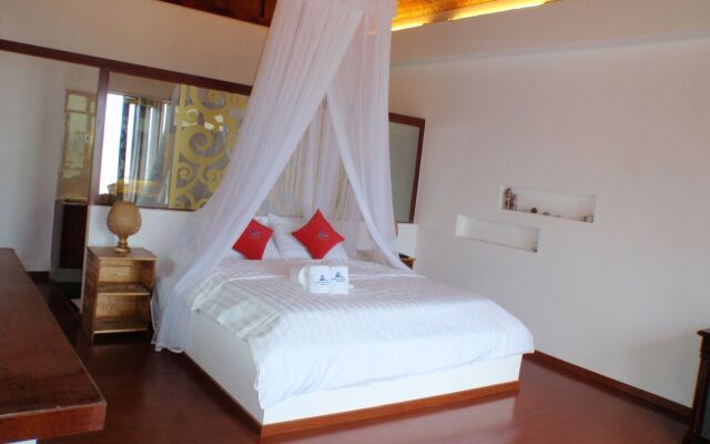 Rocks Beach Boutique Bungalows
