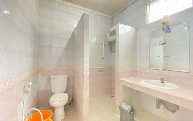 Villa Kota Bunga Aster