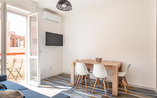 Welcomely - Rady House