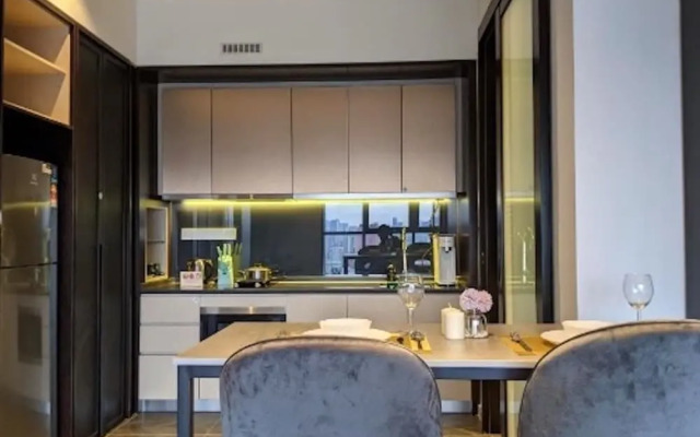 Mana-Mana Suites at Scarletz KLCC