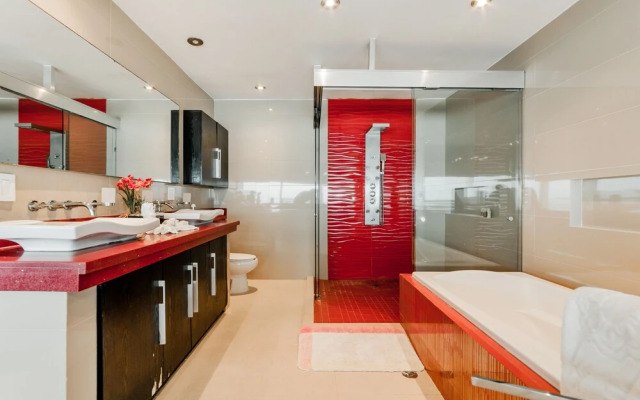 Beachfront Penthouses by LivIN Cancun