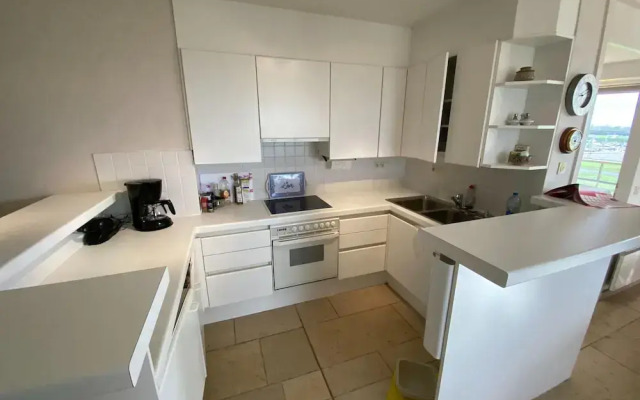 Beautiful Apartment on the Marina